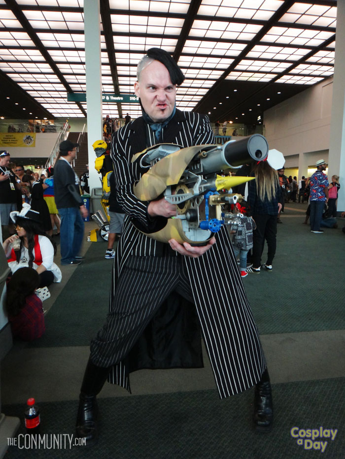Zorg from The Fifth Element at Comikaze Expo - Cosplay a Day